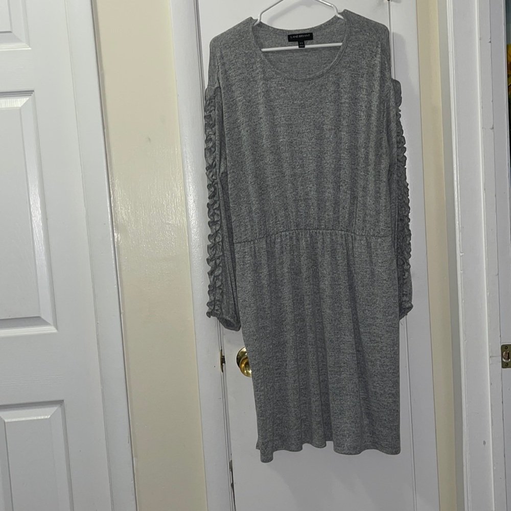 Lane Bryant grey dress. Size 14/16. Used and in excellent condition.